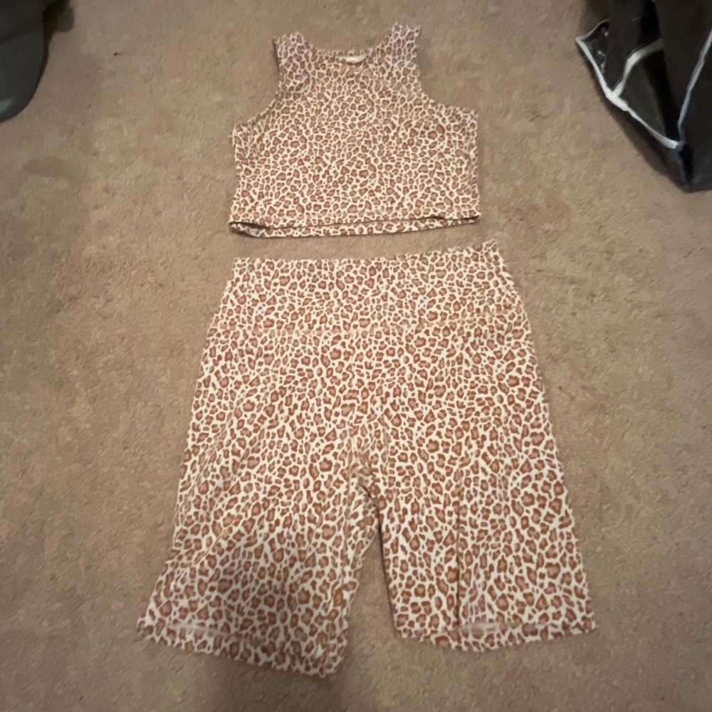 Lou Grey Athletic Set